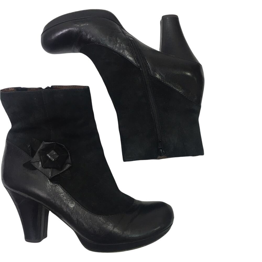 Naya Breeze Black Leather Floral Zip Up Block Heel Ankle Boots  9m